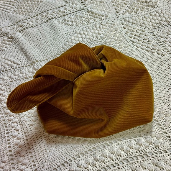 SET OF 2 Merit Beauty The Signature Cosmetic Makeup Bag Corduroy Tie Pouch Brown - Picture 4 of 4